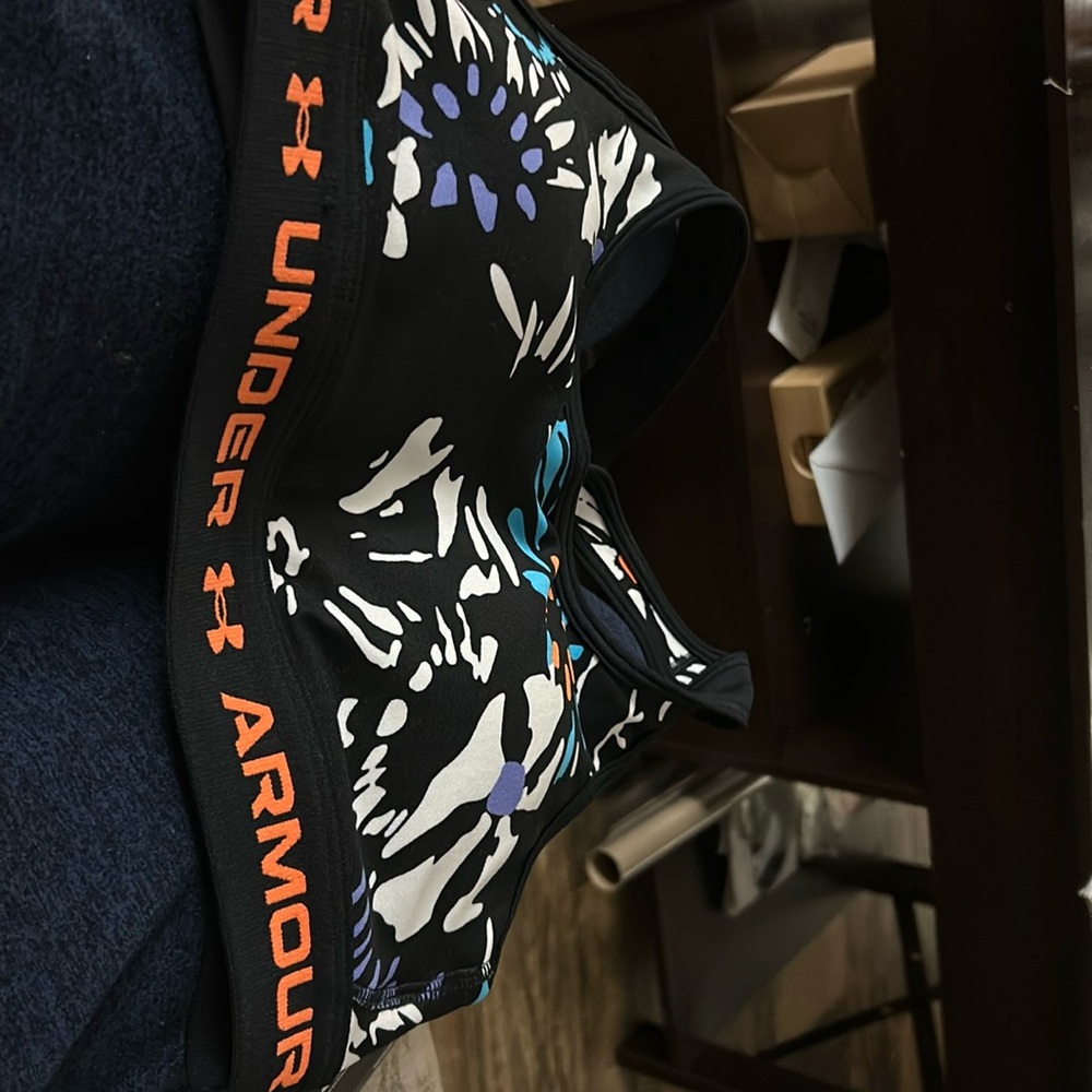 New w tags UA Small sports bra